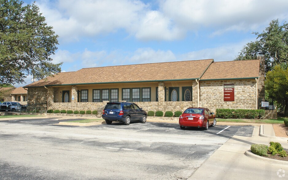 13740 Research Blvd, Austin, TX à louer - Photo du bâtiment - Image 2 de 15