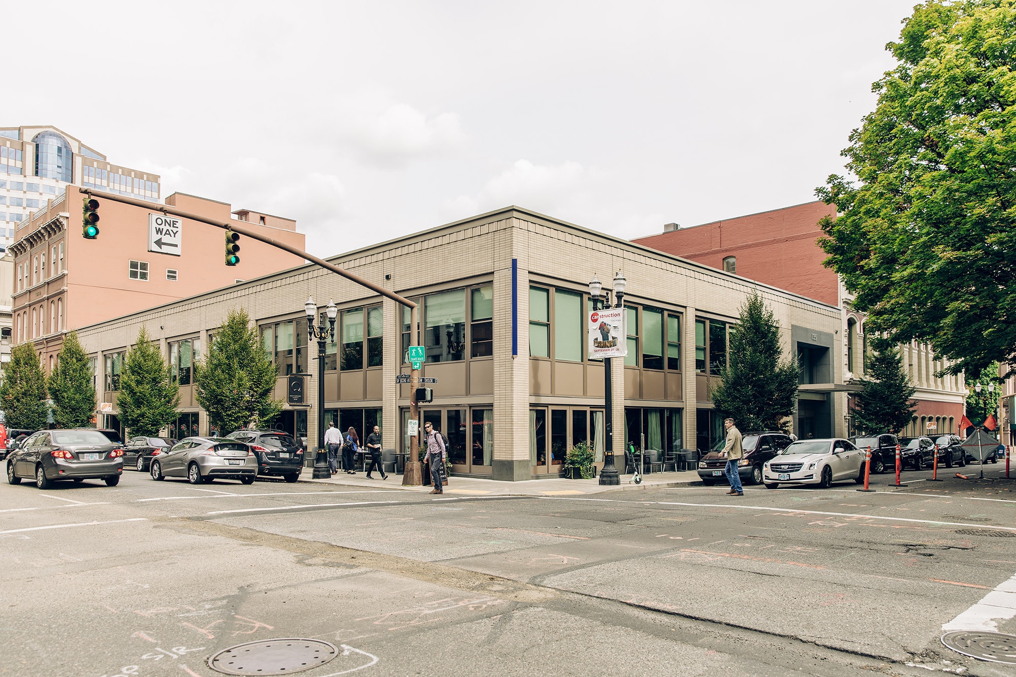 826 SW 2nd Ave, Portland, OR for lease Primary Photo- Image 1 of 8