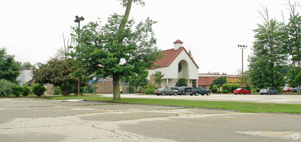420 Amherst St, Nashua, NH à louer - Photo du bâtiment - Image 2 de 8