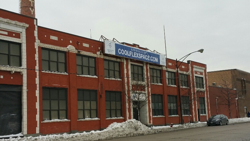 3333 W Harrison St, Chicago, IL à louer - Photo du bâtiment - Image 1 de 9