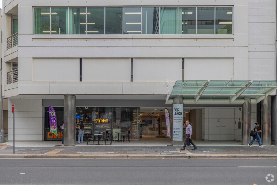 79 George St, Parramatta à louer - Photo du bâtiment - Image 2 de 6