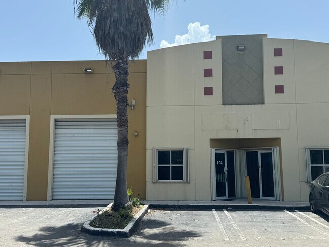 More details for 9450 NW 58th St, Miami, FL - Industrial for Lease