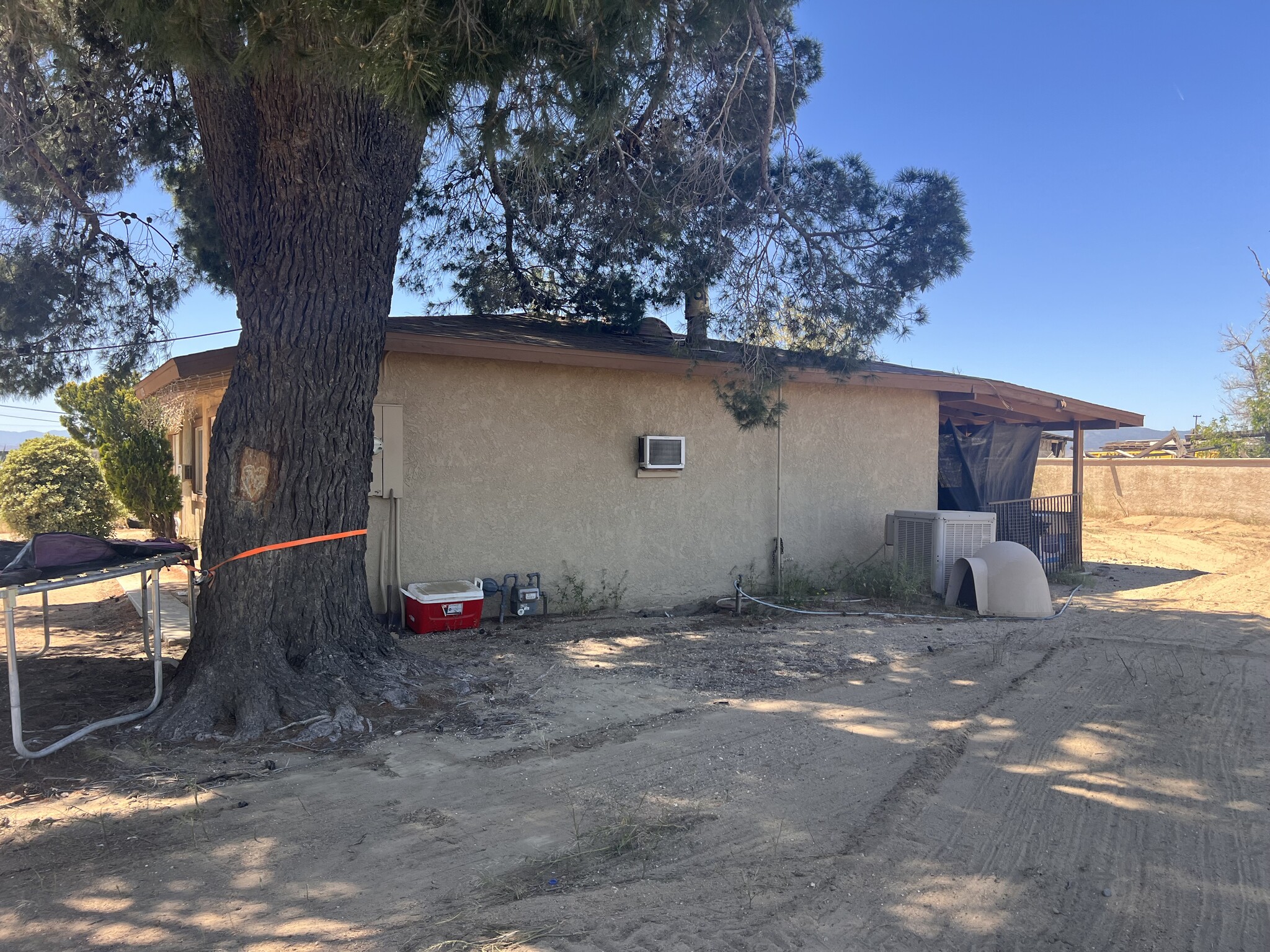 42155 8th St E, Lancaster, CA for lease Primary Photo- Image 1 of 7