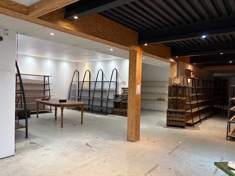 Commerce de détail dans Lambersart à louer - Photo intérieure - Image 3 de 4