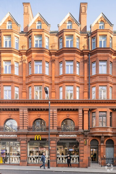 2 Harewood Pl, Londres à louer - Photo du bâtiment - Image 2 de 6