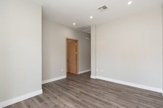 8525 N Sam Houston Pkwy E, Humble, TX à louer Photo intérieure- Image 1 de 19