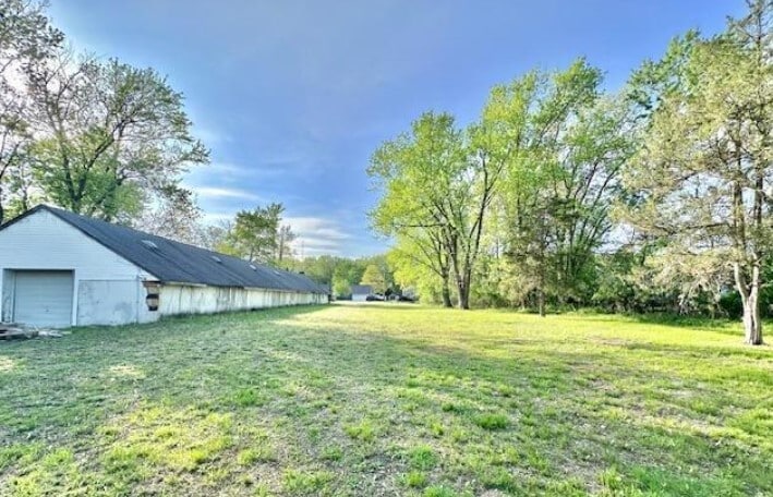 400 Main St, Manalapan Township, NJ à vendre Photo du bâtiment- Image 1 de 2