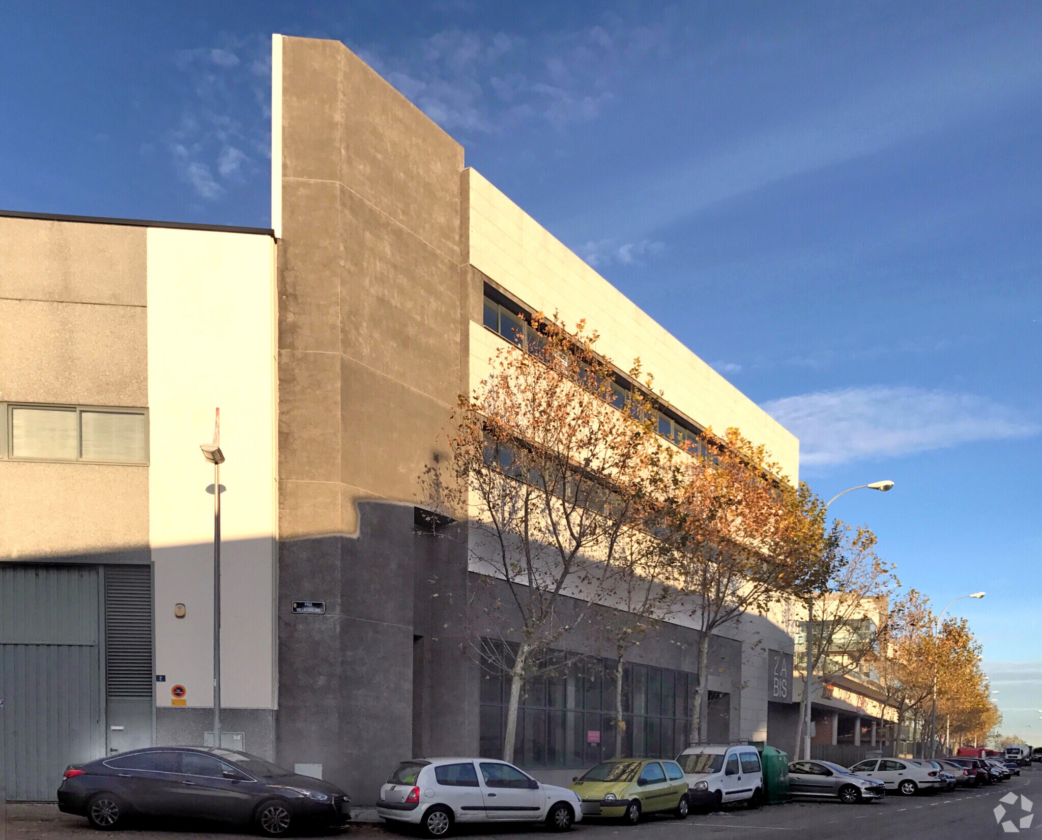 Office in Alcorcón, Madrid for sale Primary Photo- Image 1 of 2