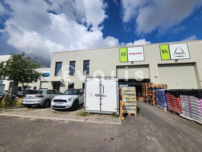 55 Rue Emile Zola, Décines-Charpieu à louer - Photo du bâtiment - Image 3 de 22