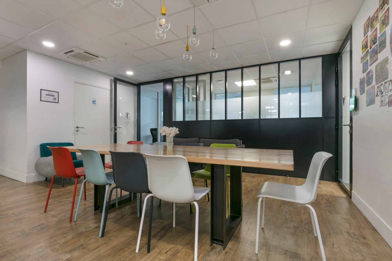 4 Rue Sainte-Lucie, Paris, PAR 75015 - - - Interior Photo - Image 2 of 15