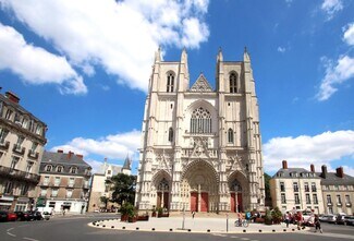 Plus de détails pour Commerce de détail à louer