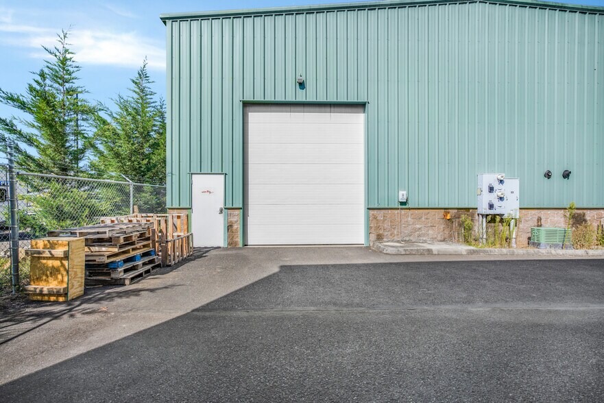 421 C St, Washougal, WA à vendre - Photo du bâtiment - Image 2 de 18
