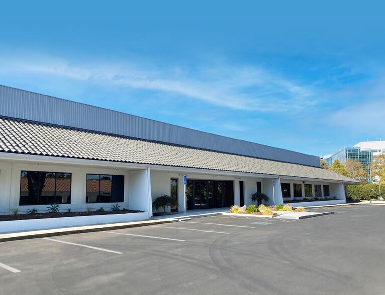 220 Humboldt Ct, Sunnyvale, CA for sale - Building Photo - Image 2 of 6