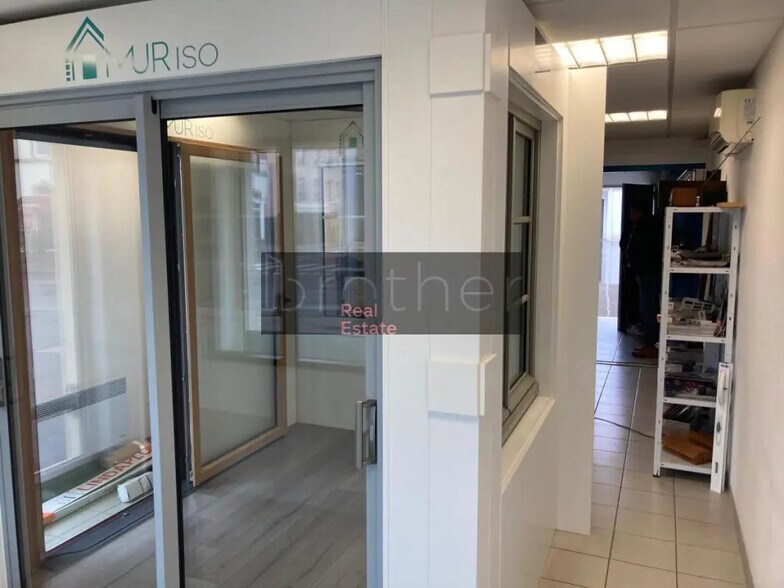 Office in Eysines for lease - Interior Photo - Image 3 of 7