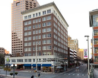 Plus de détails pour 405-419 N Saint Marys St, San Antonio, TX - Bureau, Commerce de détail à louer