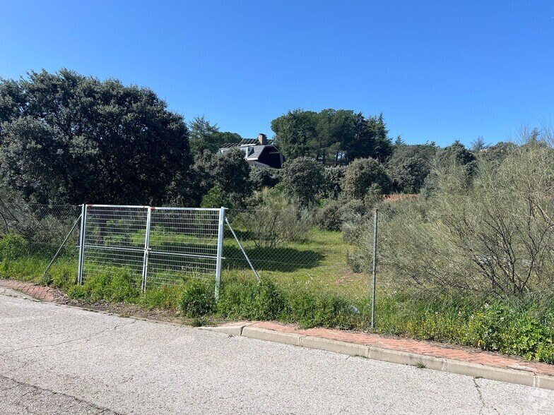 Calle Valleja, 17, Moralzarzal, Madrid à vendre - Photo du bâtiment - Image 2 de 4