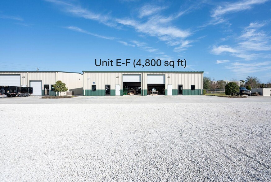 118 Commercial Dr, Saint Augustine, FL for lease - Building Photo - Image 1 of 6