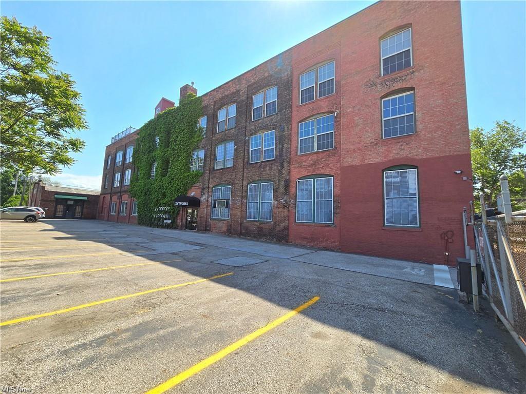 1667 E 40th St, Cleveland, OH 44103 - Unit #1G - - Interior Photo - Image 2 of 35