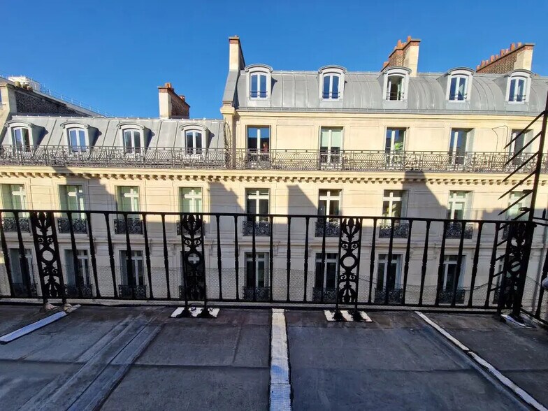 36 Rue Laffitte, Paris for lease - Building Photo - Image 1 of 8