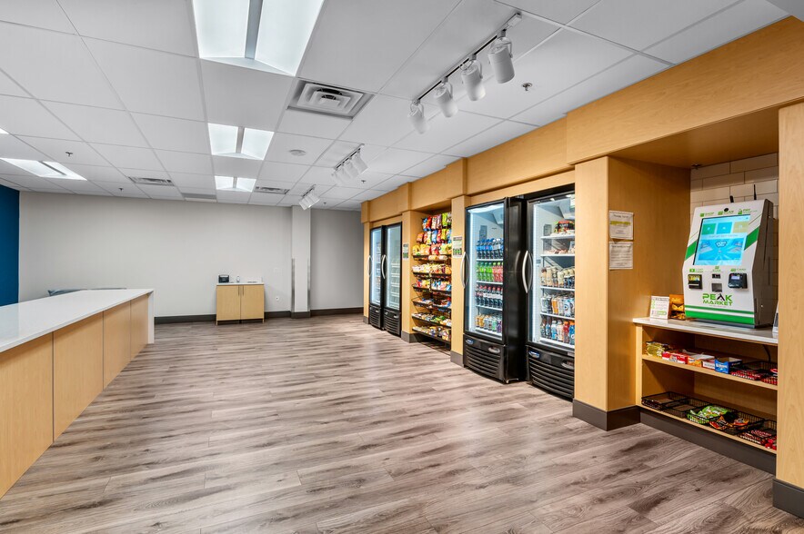 6901 S Havana St, Englewood, CO à louer - Photo intérieure - Image 2 de 10