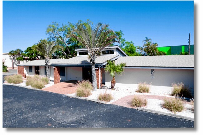 Plus de détails pour 4110 Manatee Ave W, Bradenton, FL - Bureau à vendre