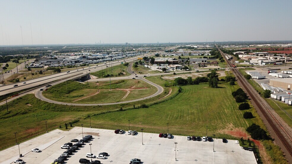 721 Memorial, Oklahoma City, OK à vendre - Aérien - Image 3 de 7