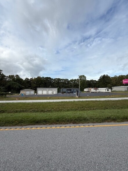 4392 S Church St, Roebuck, SC for lease - Building Photo - Image 3 of 11