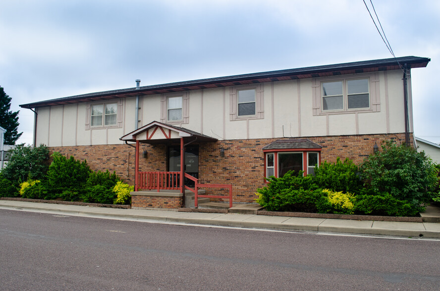 119 W Madison St, Millstadt, IL for sale - Building Photo - Image 1 of 1