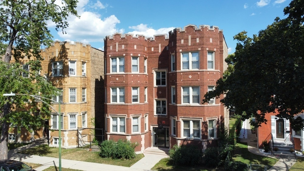 9017 S Bishop St, Chicago, IL for sale Building Photo- Image 1 of 6