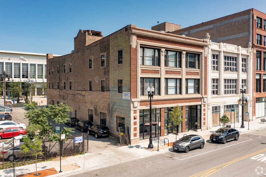 2241-2245 S Michigan Ave, Chicago, IL à vendre - Photo du bâtiment - Image 1 de 10