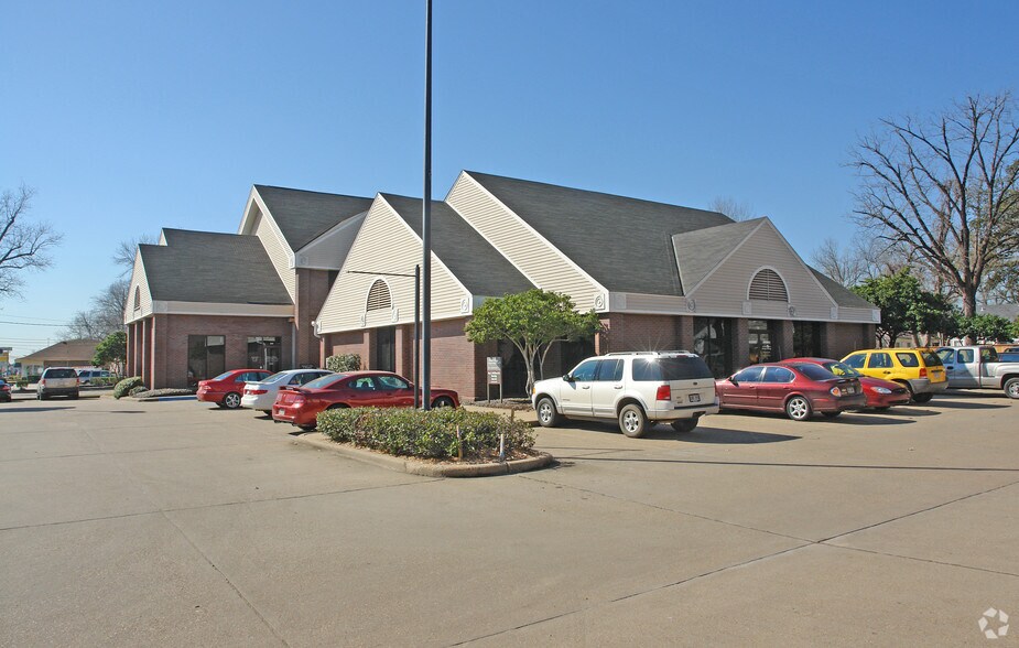 4300 Youree Dr, Shreveport, LA à louer - Photo principale - Image 1 de 36