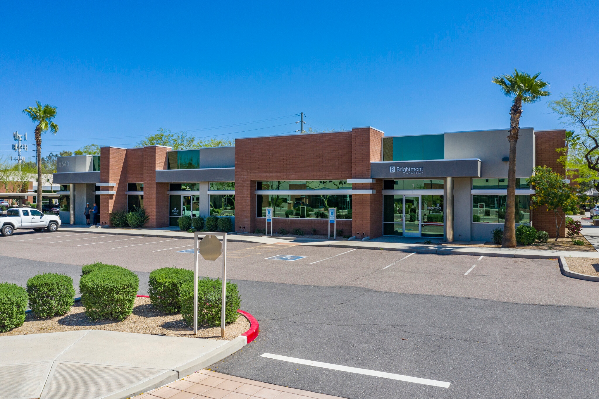 5500 W Chandler Blvd, Chandler, AZ à louer Photo principale- Image 1 de 12