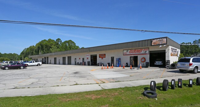 Plus de détails pour 880 SW Sisters Welcome Rd, Lake City, FL - Industriel à louer