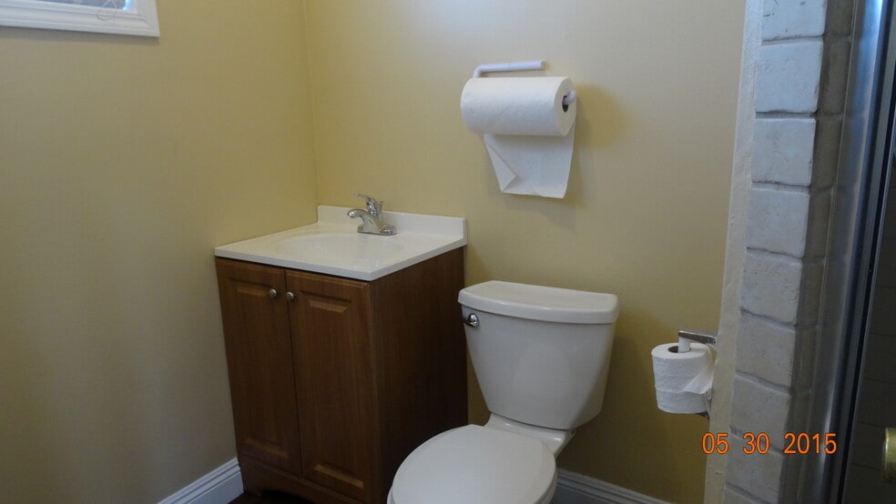 20246-20254 Saticoy St, Winnetka, CA for lease - Interior Photo - Image 3 of 15