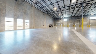 16200 Ben Hill Griffin Pky, Fort Myers, FL à louer Numérisation 3D de Matterport- Image 1 de 7