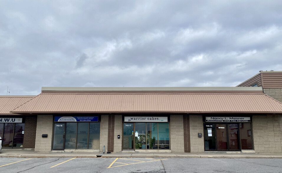 745 Gardiners Rd, Kingston, ON for lease - Building Photo - Image 1 of 10