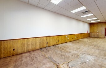 116 3rd Ave, Radford, VA for lease Interior Photo- Image 2 of 5