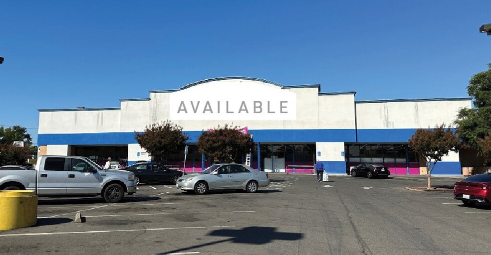6431 Fair Oaks Blvd, Carmichael, CA for sale - Building Photo - Image 2 of 7