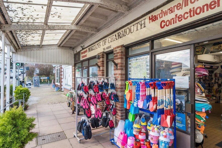 4 The Street, Charmouth à vendre - Photo du bâtiment - Image 2 de 8