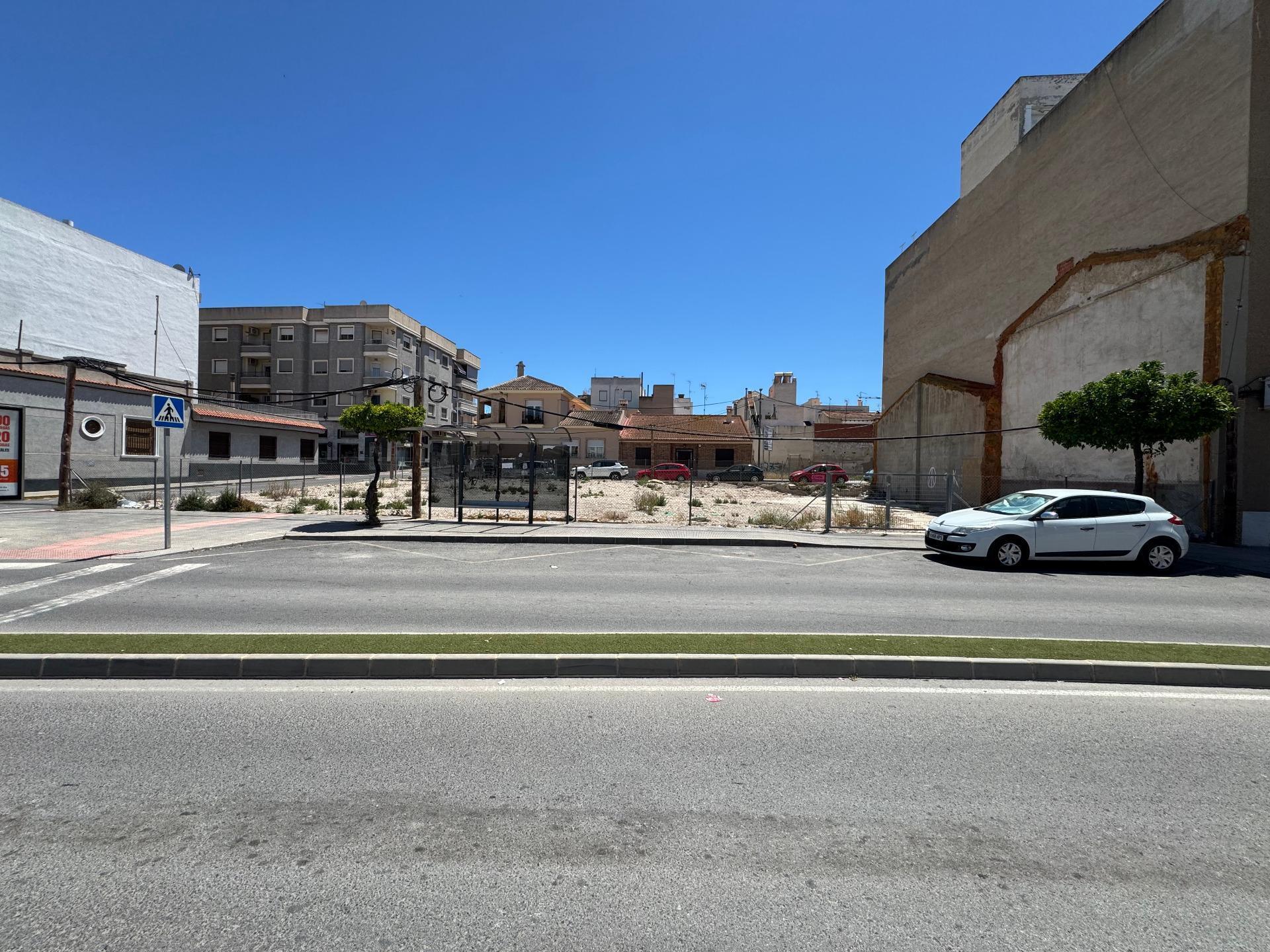 Avinguda General Bañuls, 19, Bigastro, Alicante à vendre Photo du bâtiment- Image 1 de 8