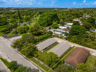 Plus de détails pour 1911-1915 SW 4th Ave, Fort Lauderdale, FL - Multi-résidentiel à vendre