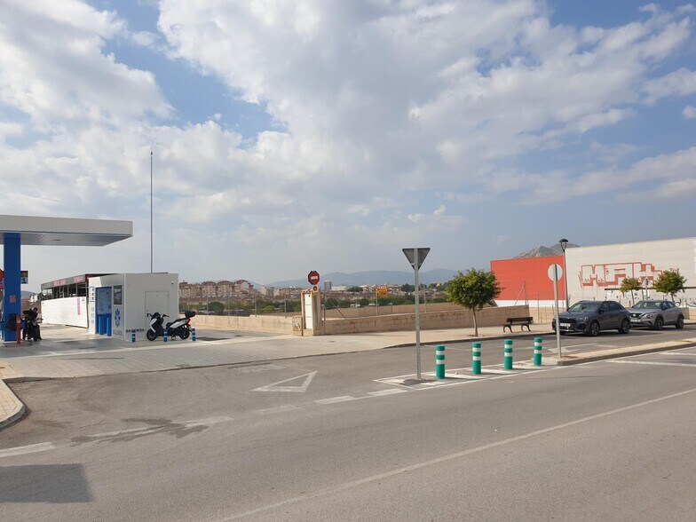 Terrain dans Petrer, Alicante à vendre - Photo du bâtiment - Image 2 de 11