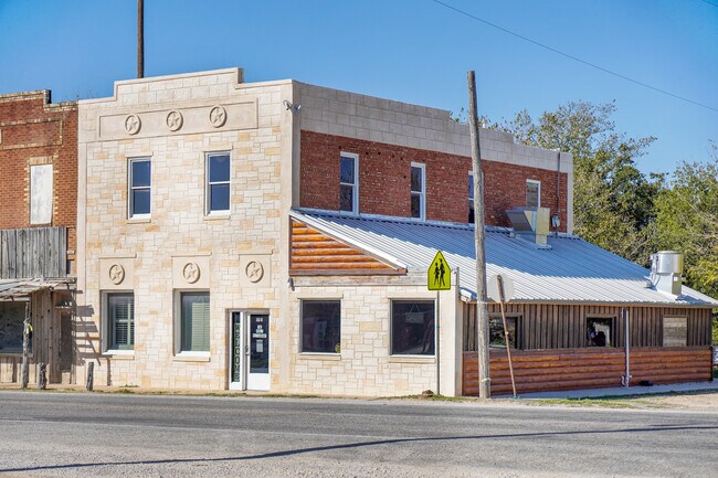 Plus de détails pour 111 E Dempsey St, Bryson, TX - Commerce de détail à louer