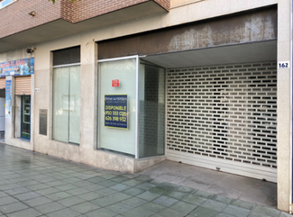 Plus de détails pour Multi-résidentiel à vendre