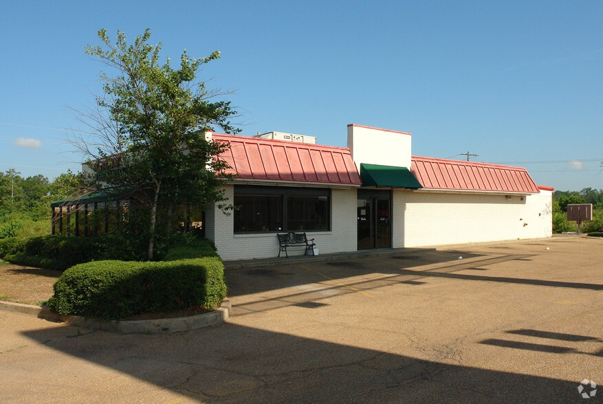 2640 Lakeland Dr, Flowood, MS à vendre - Photo du bâtiment - Image 2 de 6