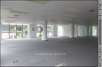 Carrer de Frederic Mompou, 5, Sant Just Desvern, Barcelona for lease Interior Photo- Image 1 of 15