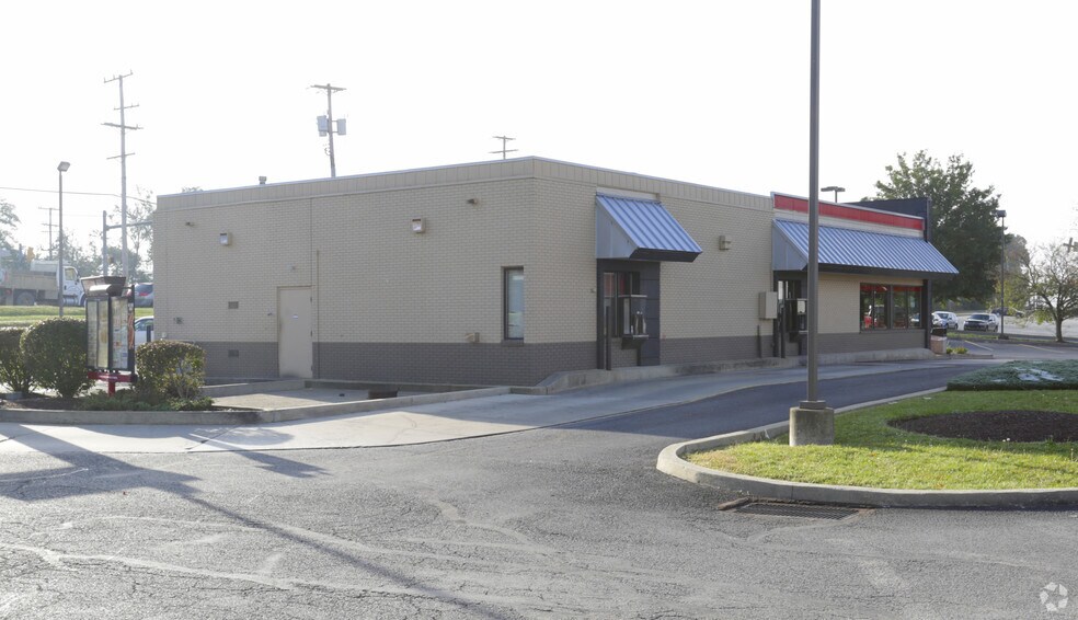 4490 Broadway Blvd, Monroeville, PA à vendre - Photo du bâtiment - Image 2 de 2
