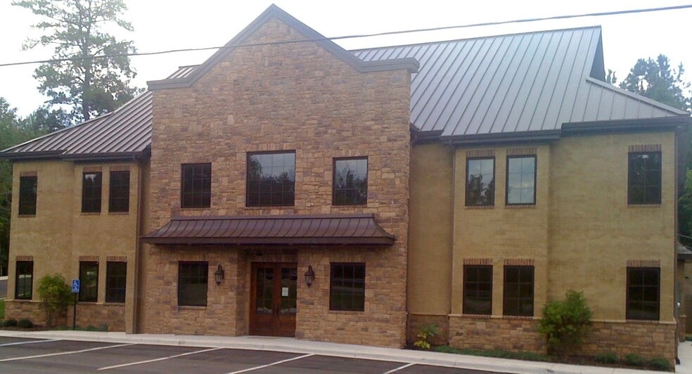 7145 Happy Hollow Rd, Trussville, AL for lease - Building Photo - Image 1 of 6