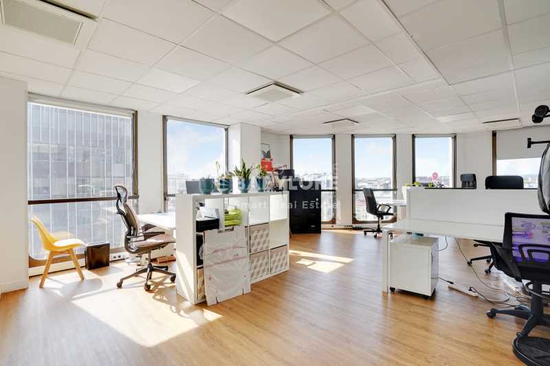 Bureau dans Neuilly-sur-Seine à louer Photo intérieure- Image 1 de 11