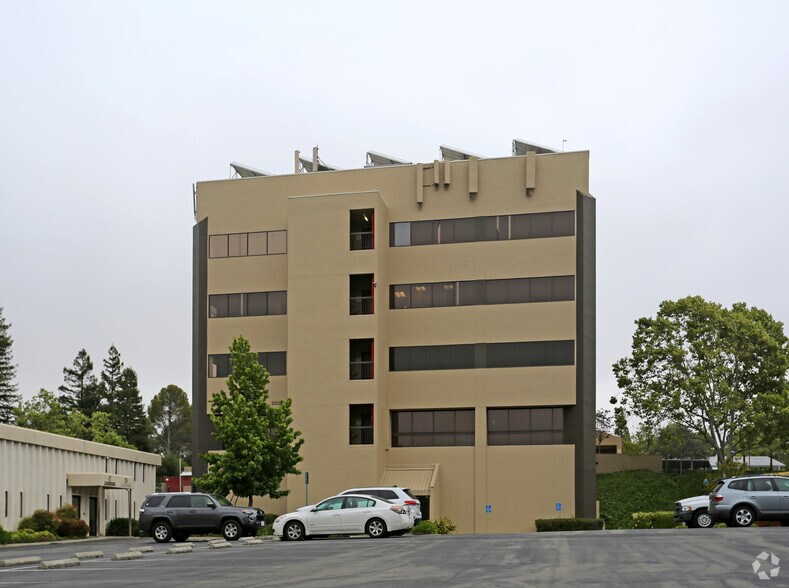 1320 El Capitan Dr, Danville, CA à louer - Photo du bâtiment - Image 2 de 3
